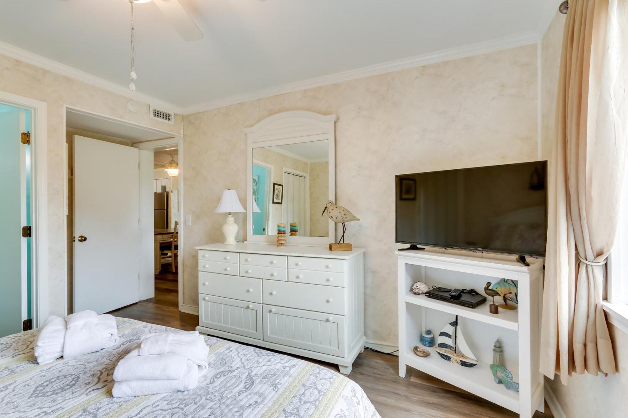 Hilton Head Condo With Balcony And Pool, Walk To Beach Pulau Hilton Head Luaran gambar