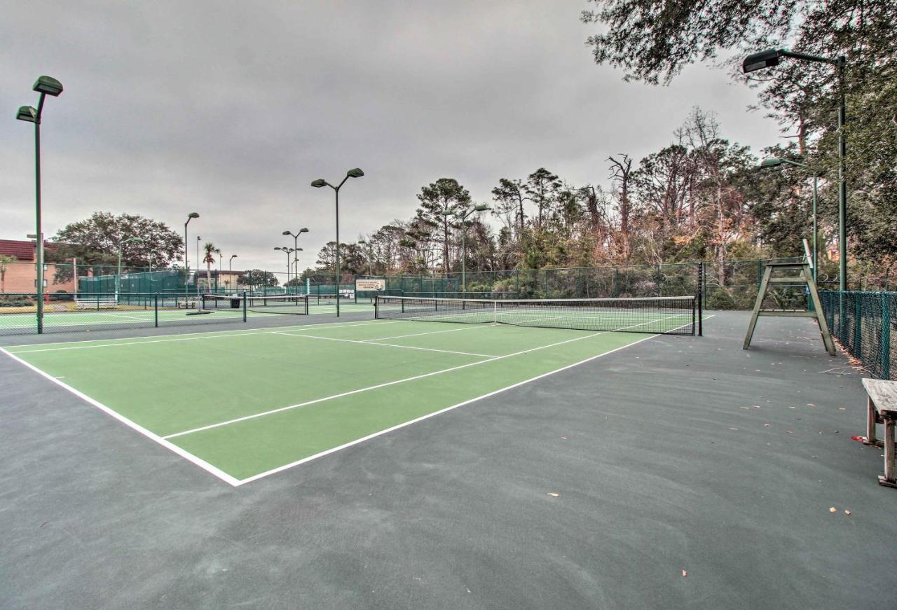 Hilton Head Condo With Balcony And Pool, Walk To Beach Pulau Hilton Head Luaran gambar