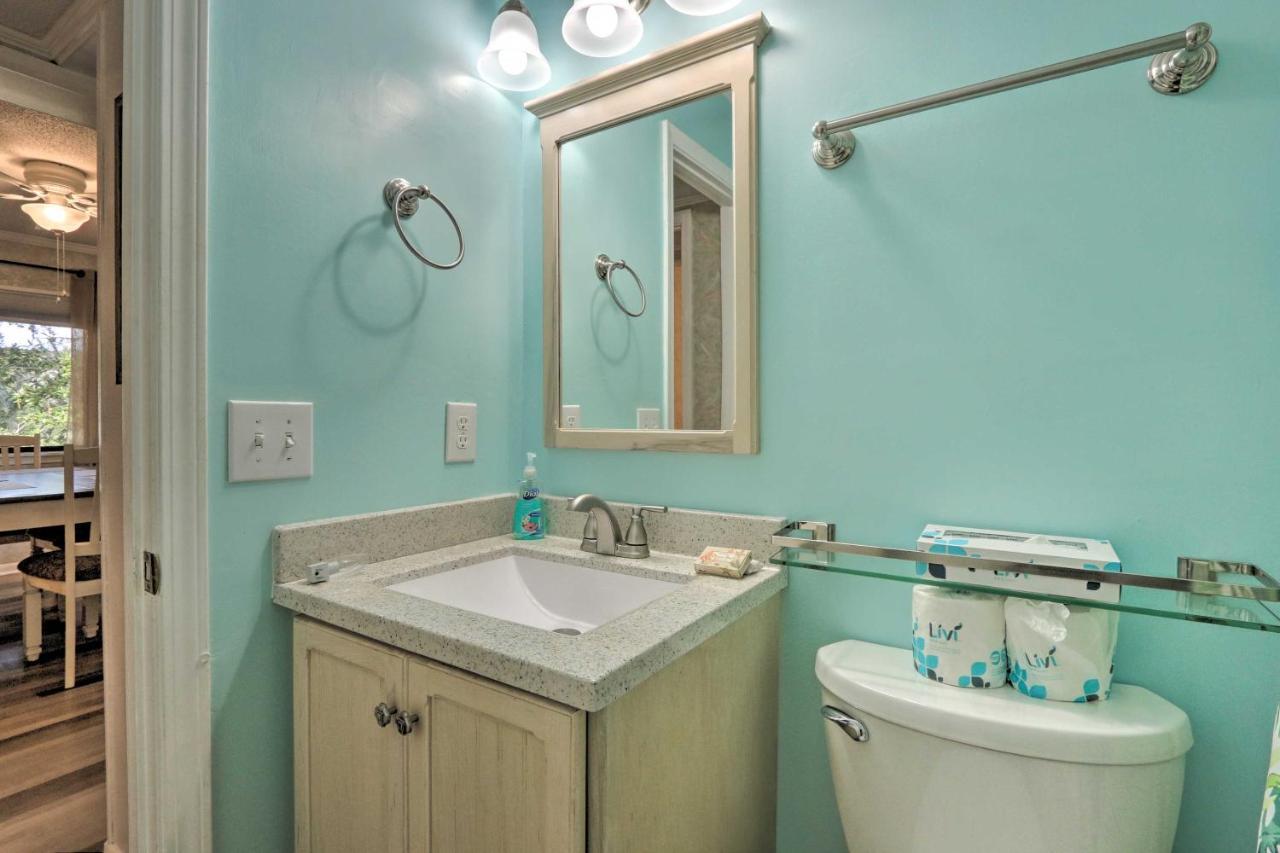 Hilton Head Condo With Balcony And Pool, Walk To Beach Pulau Hilton Head Luaran gambar